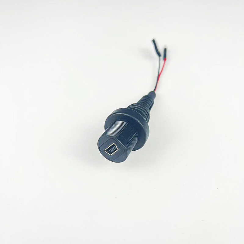 Cable d'extension de connecteur de fil rouge et noir personnalisé Mini 5 broches Femme Panneau