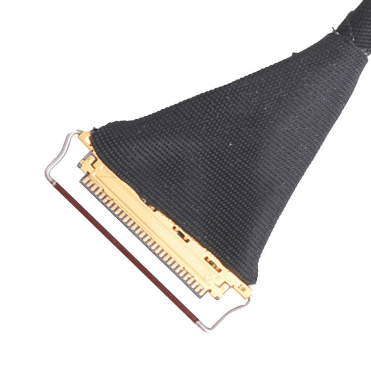 Personnaliser différents types de câbles coaxial à hauteur de 0,5 mm