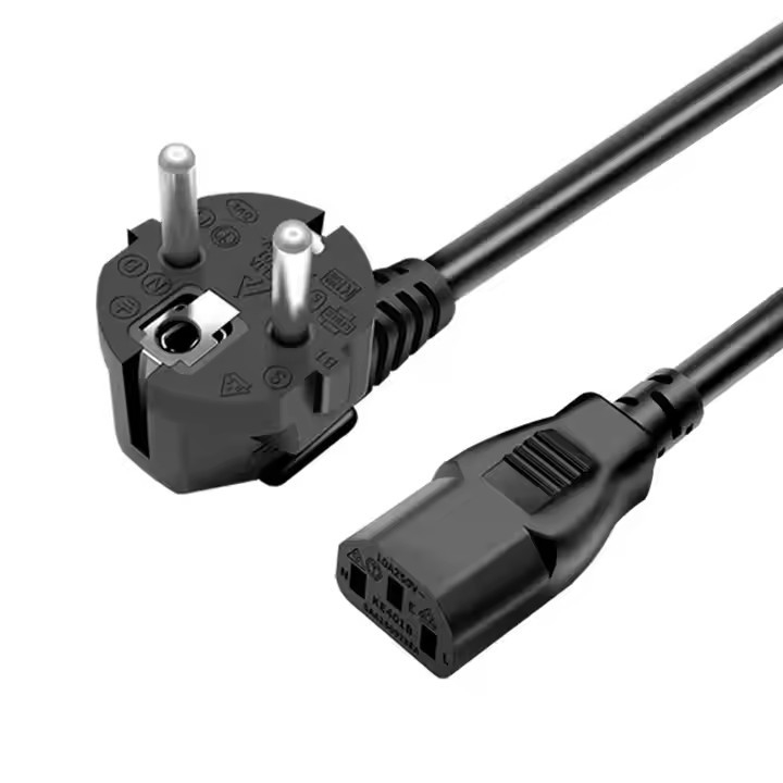 Cable de ligne d'extension 3G noir Cordon d'alimentation CA en stock cuivre CEI Europe UE VDE Pure CEE PVC 0,75 mm 1,5 M Boîte de carton