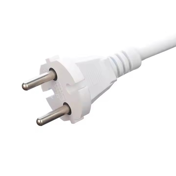 Fabrique directe VDE 10A câbles d'alimentation de qualité câbles d'extension blanc 2 broches prises et prises pour électroménager