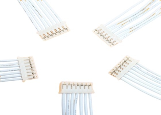 Harnais fait sur commande blanc du fil UL1007 chaque connecteur femelle du côté PHR-7 Pa66 pH 2.0mm