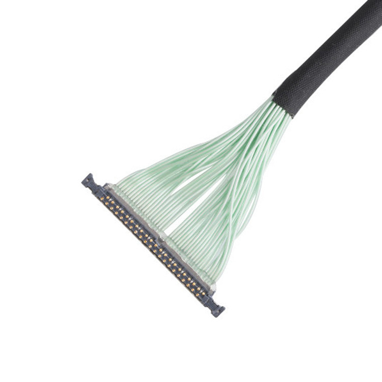 Le câble à micro-coaxie de 40P LVDS est appelé câble-UA II 20496-040T-40 20497-040T-30 2679-040-10 20498-040E-41.