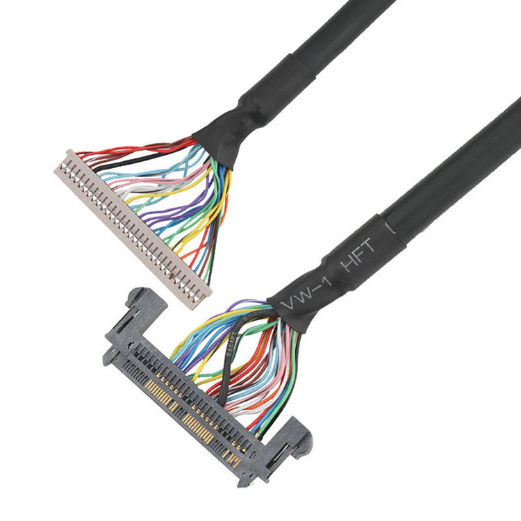 De  1.25mm DF14-30S-1.25C à JAE 0.5mm FI-RE51HL, un assemblage de câble EDP LVDS est créé