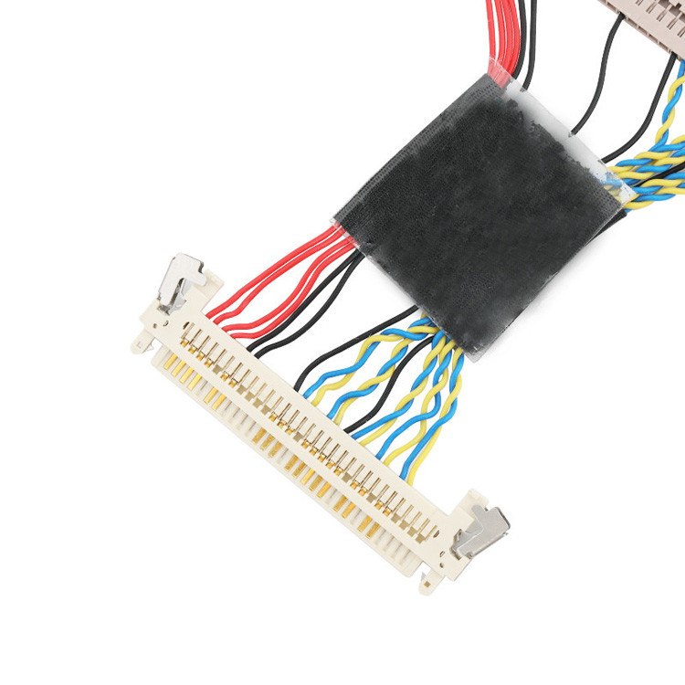 L'assemblage du câble EDP LVDS à 30 broches du  DF14-30S-1.25C au JAE FI-X30 est configuré