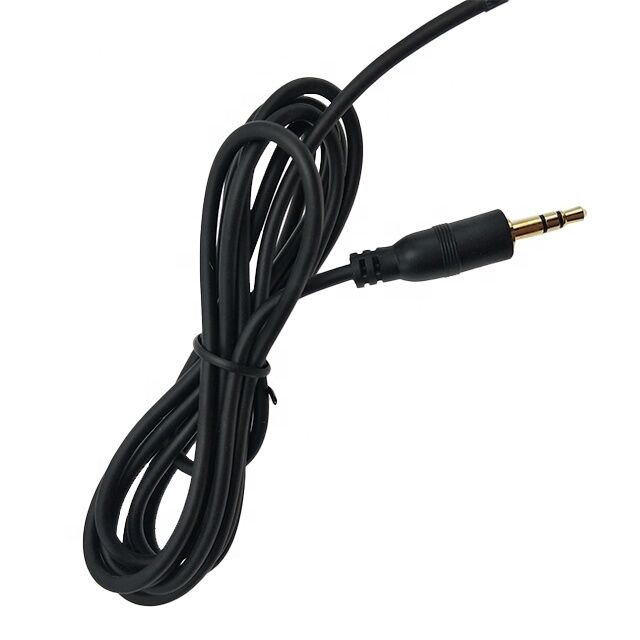 Cable audio personnalisé de 3,5 mm de longueur avec plusieurs options de connecteur et certification ISO9001 pour le transfert audio stéréo de haute qualité