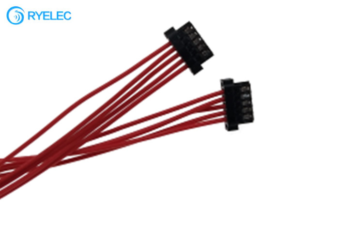 DF52-5P-0.8C  DF52-2832PCF a serti par replis 5 le harnais de fil du câble 32AWG de  de connecteur mâle