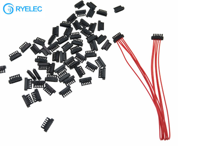 DF52-5P-0.8C  DF52-2832PCF a serti par replis 5 le harnais de fil du câble 32AWG de  de connecteur mâle