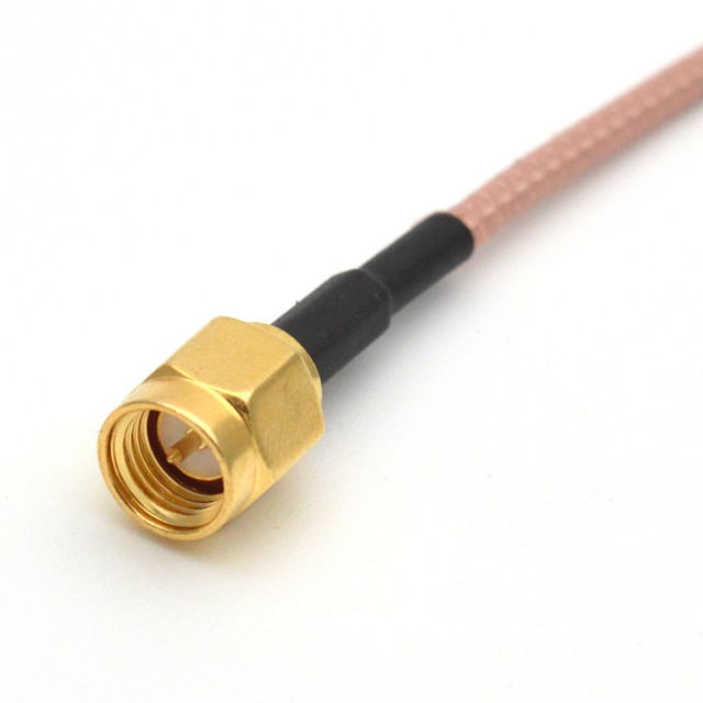 Connecteur mâle D-SUB-9Pin avec type de soudure, noyau en caoutchouc blanc et coque nickelée à connecteur femelle D-SUB-9Pin