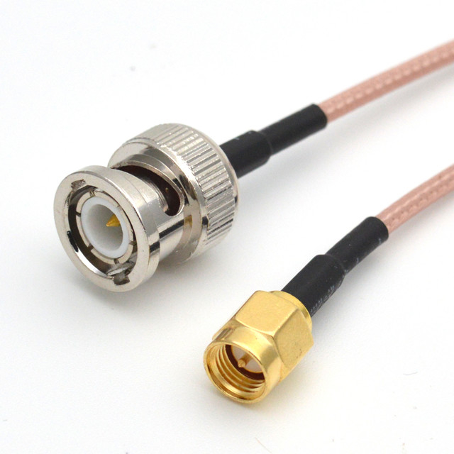 Connecteur mâle D-SUB-9Pin avec type de soudure, noyau en caoutchouc blanc et coque nickelée à connecteur femelle D-SUB-9Pin